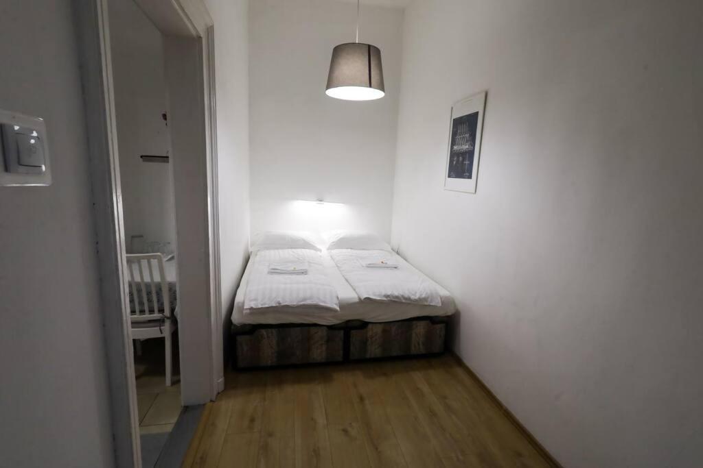 Pest-Port Private Apartment Room-6 ブダペスト エクステリア 写真