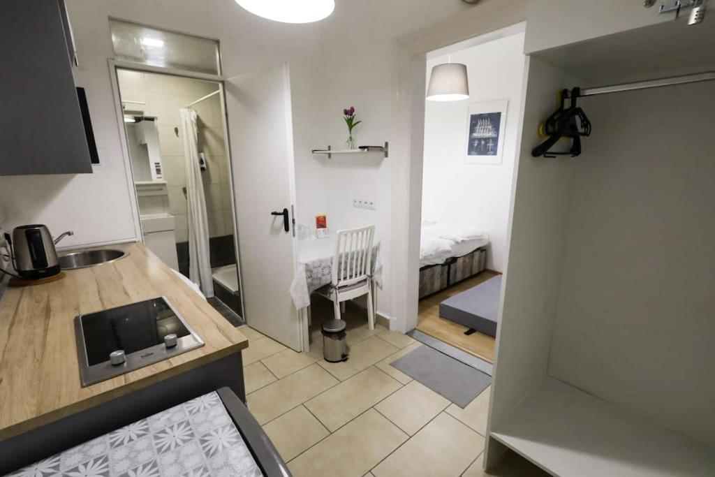 Pest-Port Private Apartment Room-6 ブダペスト エクステリア 写真